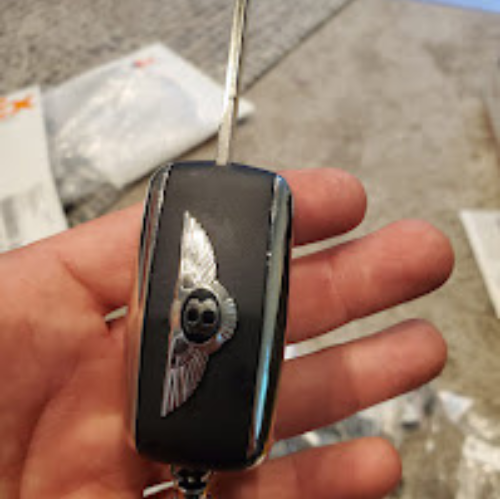 Locksmith San Bernardino CA repairing car ignition
